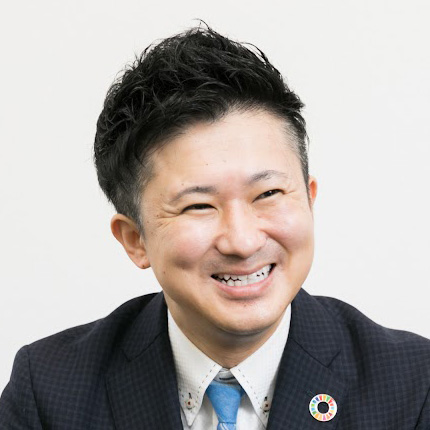 株式会社ライフクリエイト 代表取締役社長 有冨 修